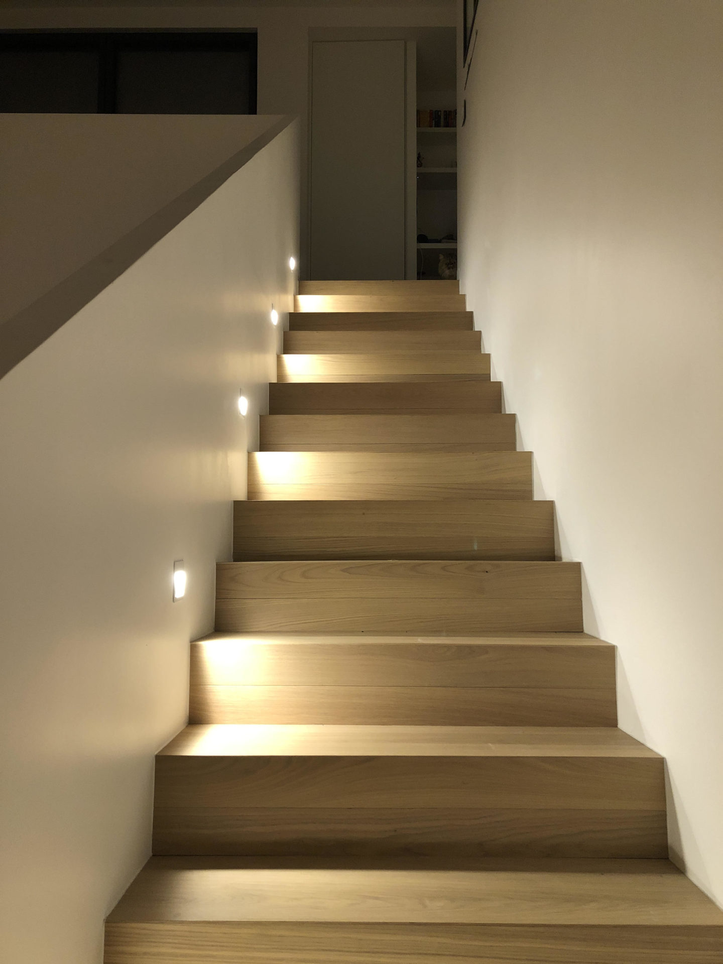 asb-architecture-maison-contemporaine-toiture-terrasse-escalier contemporain