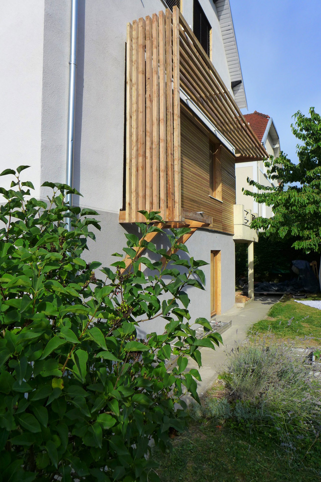 asb-architecture-savoie-chambery-renovation-maison-de-ville-bois-enduit-7